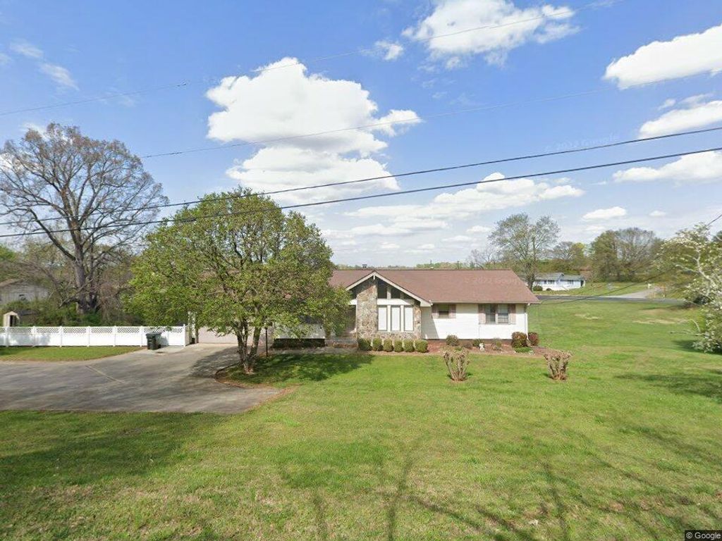 4549 Oak Street, Oakwood, GA 30566