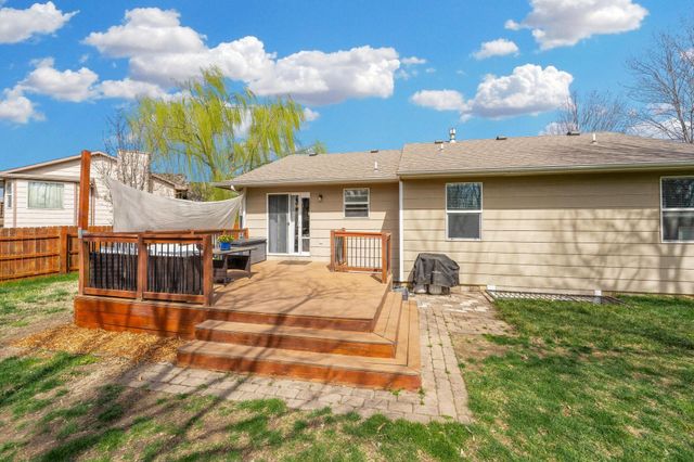 1711 N Hawthorn Ct, Andover, KS 67002