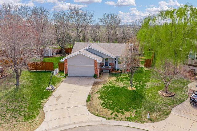 1711 N Hawthorn Ct, Andover, KS 67002