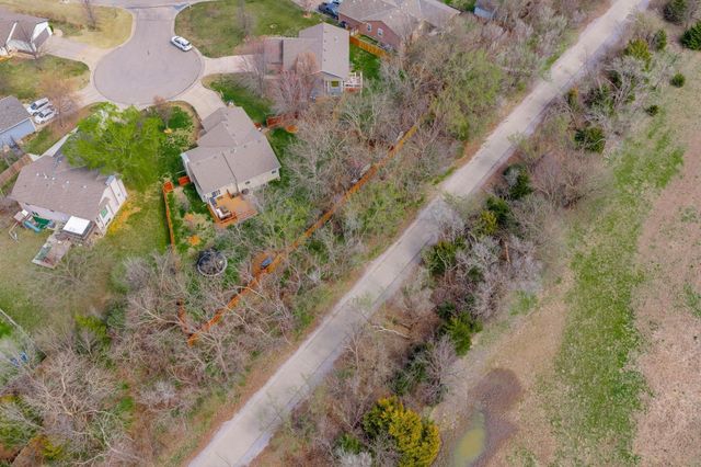 1711 N Hawthorn Ct, Andover, KS 67002