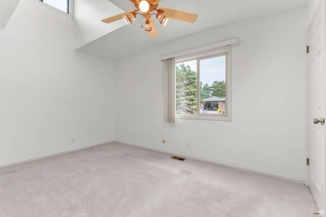 7977 S SUNNYOAK CIR, Cottonwood Heights, UT 84121