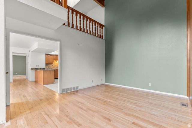 7977 S SUNNYOAK CIR, Cottonwood Heights, UT 84121