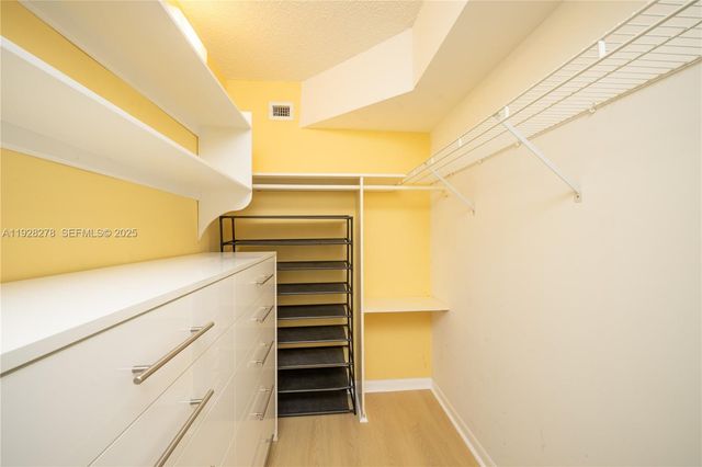 5900 Collins Ave 906, Miami Beach, FL 33140