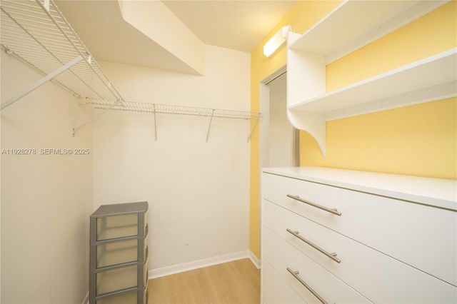 5900 Collins Ave 906, Miami Beach, FL 33140