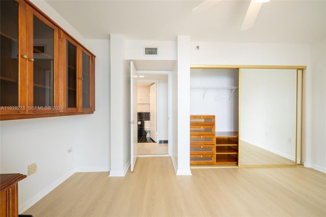 5900 Collins Ave 906, Miami Beach, FL 33140