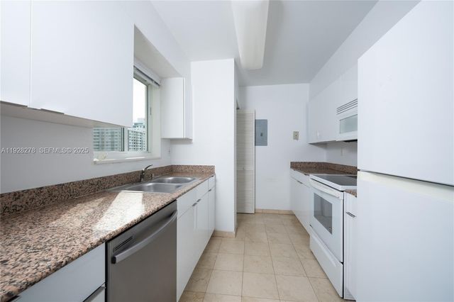 5900 Collins Ave 906, Miami Beach, FL 33140