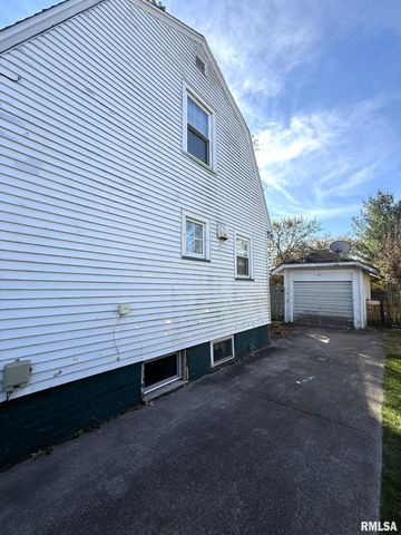 1780 BAIRD Avenue, Galesburg, IL 61401