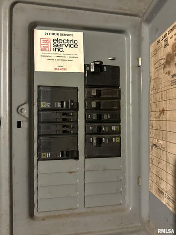 1780 BAIRD Avenue, Galesburg, IL 61401