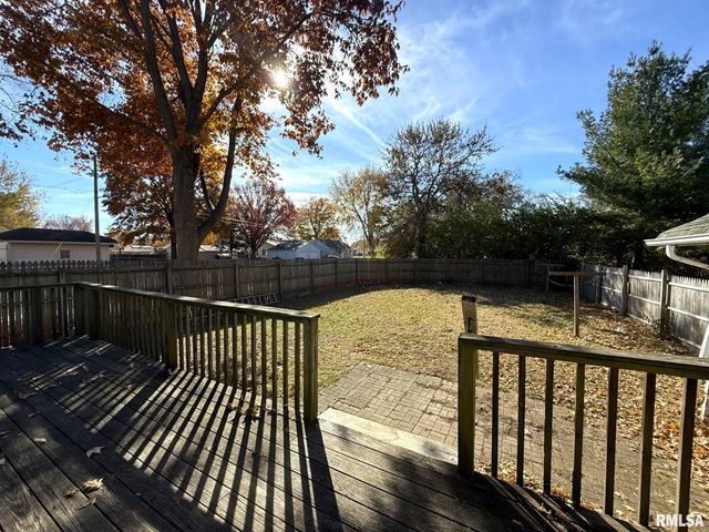 1780 BAIRD Avenue, Galesburg, IL 61401