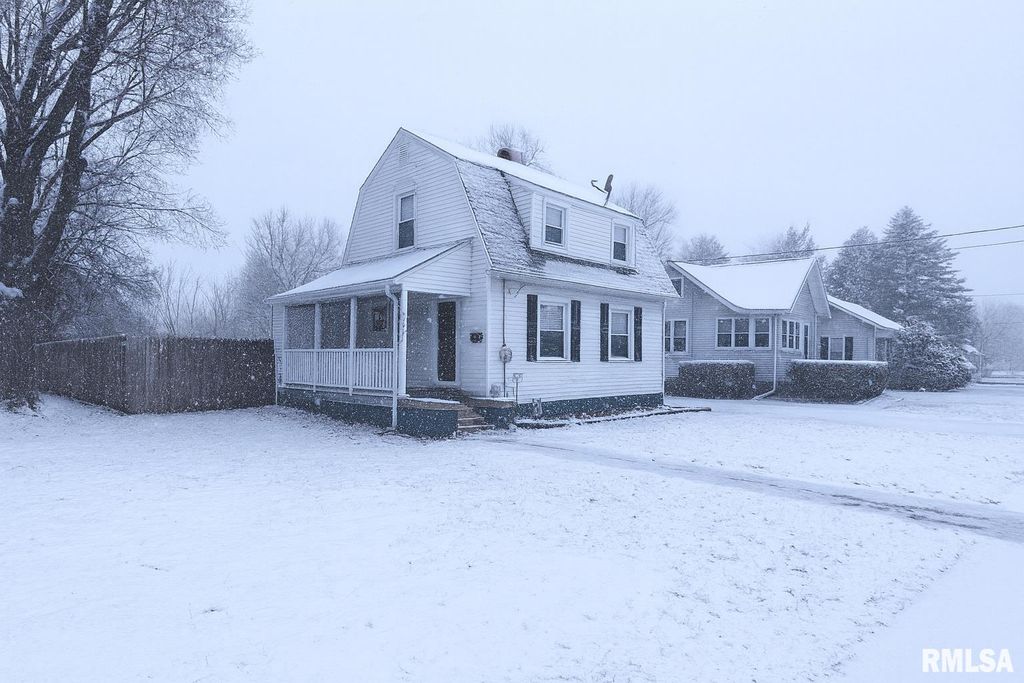 1780 BAIRD Avenue, Galesburg, IL 61401