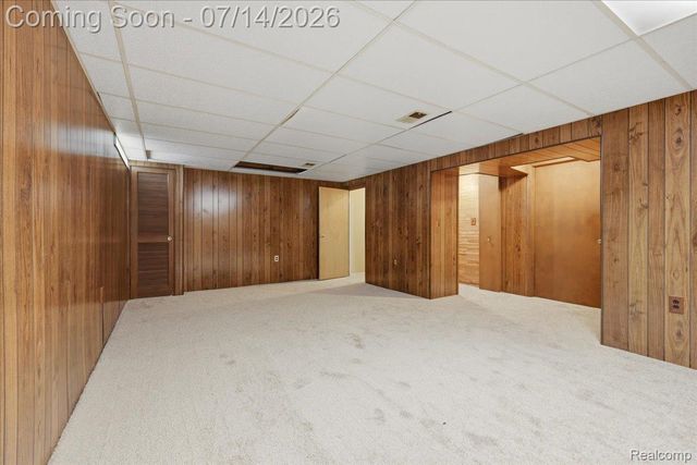 1097 Kirts Blvd A, Troy, MI 48084