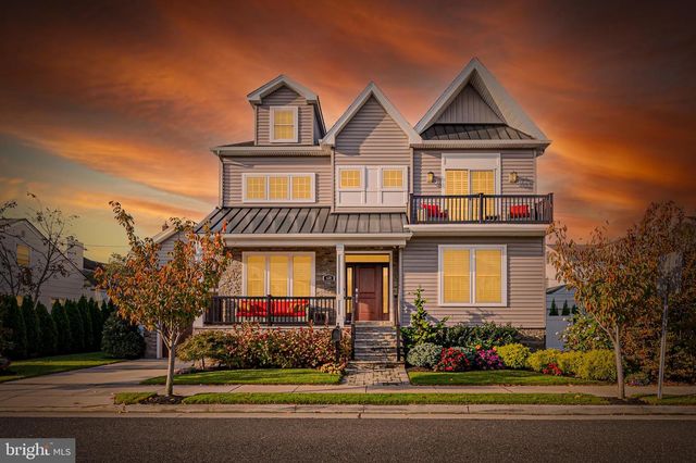 420 N DELAVAN AVE, Margate City, NJ 08402