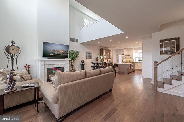 420 N DELAVAN AVE, Margate City, NJ 08402