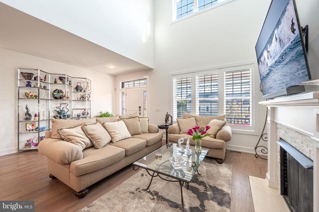 420 N DELAVAN AVE, Margate City, NJ 08402