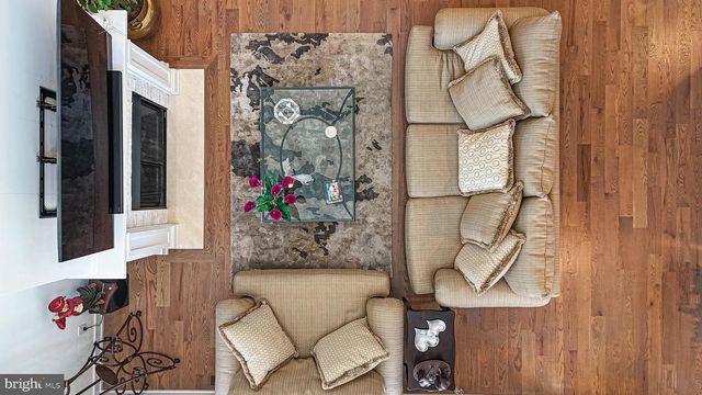 420 N DELAVAN AVE, Margate City, NJ 08402