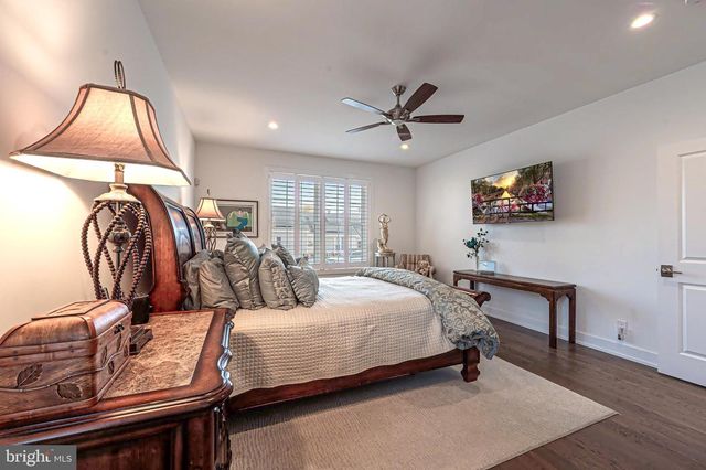 420 N DELAVAN AVE, Margate City, NJ 08402