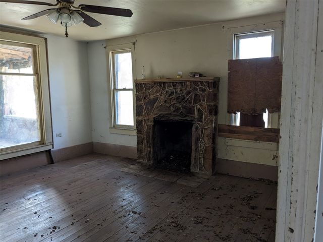 200 E Kidd, Iredell, TX 76649