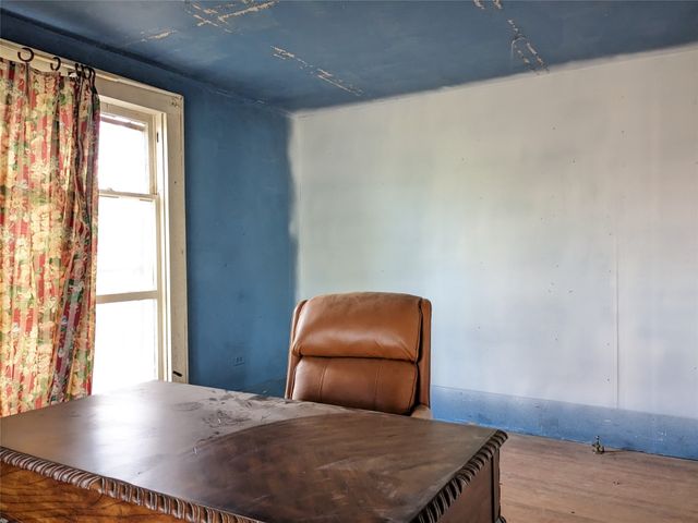200 E Kidd, Iredell, TX 76649