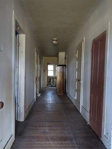 200 E Kidd, Iredell, TX 76649