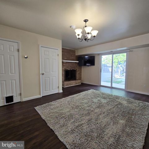 266 LA CASCATA TNHS, Clementon, NJ 08021