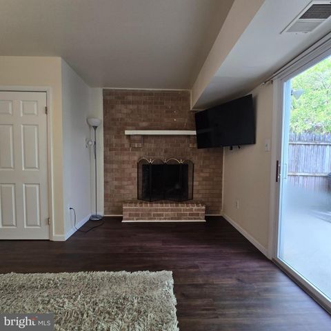 266 LA CASCATA TNHS, Clementon, NJ 08021