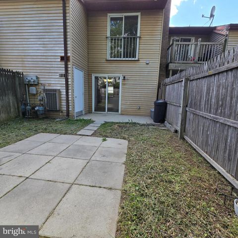 266 LA CASCATA TNHS, Clementon, NJ 08021