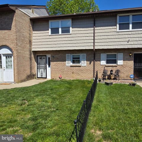 266 LA CASCATA TNHS, Clementon, NJ 08021