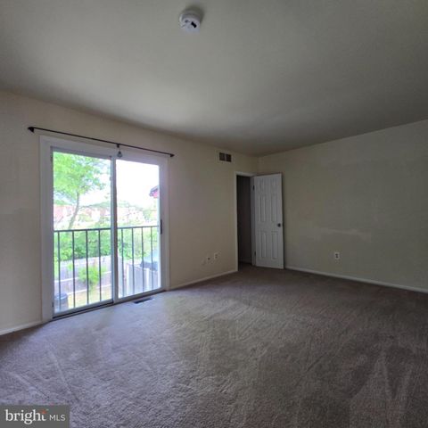 266 LA CASCATA TNHS, Clementon, NJ 08021