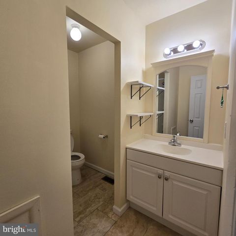 266 LA CASCATA TNHS, Clementon, NJ 08021