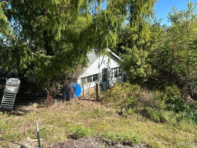 4651 Old Highway 100, Washington, MO 63090