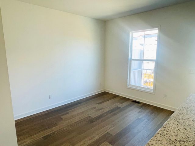 209 Broad ST, Daleville, VA 24083