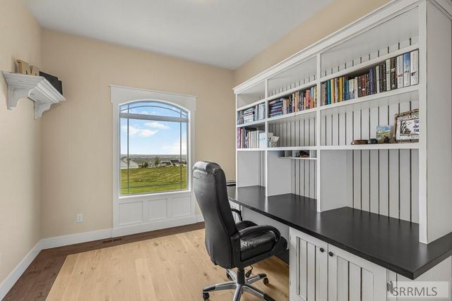 7232 Middle Fork Road, Idaho Falls, ID 83406