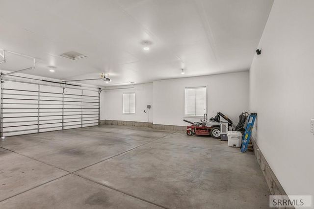 7232 Middle Fork Road, Idaho Falls, ID 83406