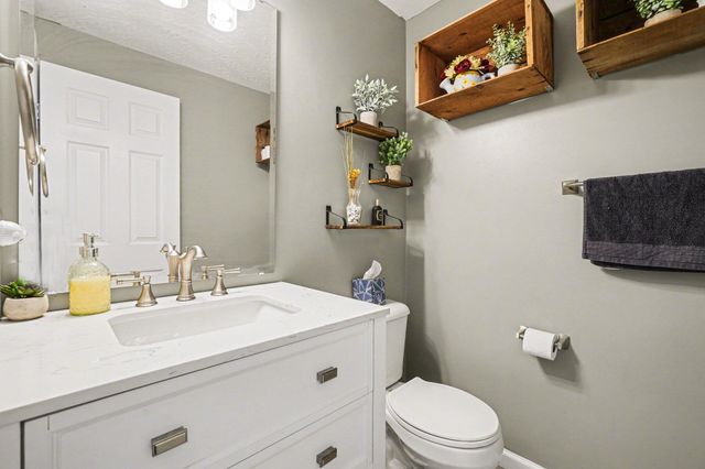 7004 Running Fox Court, Florence, KY 41042