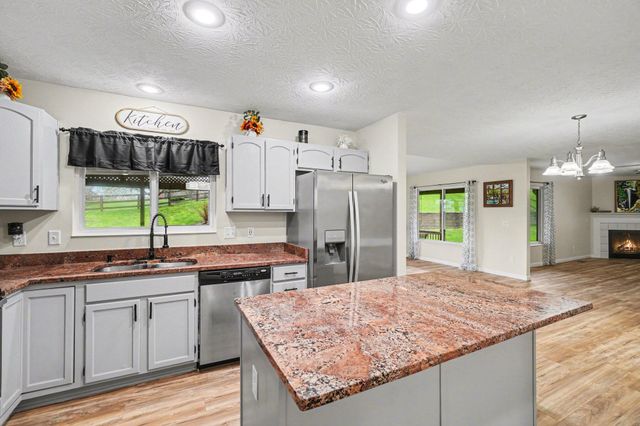 7004 Running Fox Court, Florence, KY 41042