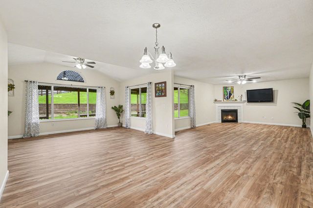 7004 Running Fox Court, Florence, KY 41042