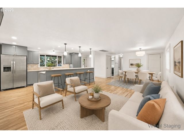 18655 Se YAMHILL Cir, Portland, OR 97233