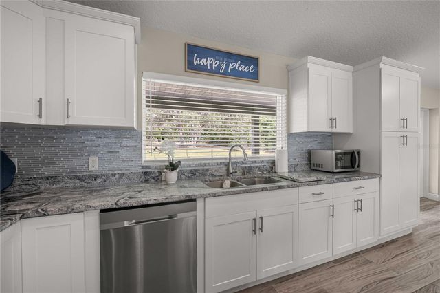 12421 SE 97TH AVENUE, Belleview, FL 34420