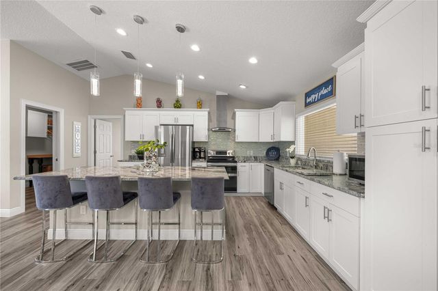 12421 SE 97TH AVENUE, Belleview, FL 34420
