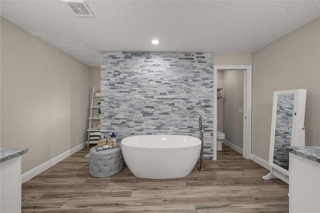 12421 SE 97TH AVENUE, Belleview, FL 34420