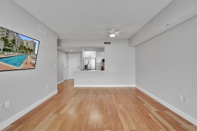 350 N Federal Highway 903, Boynton Beach, FL 33435