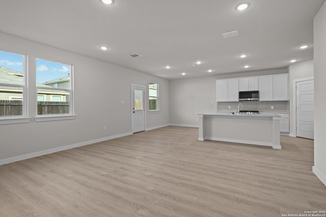 6575 Bufflehead Bend, Leon Valley, TX 78240