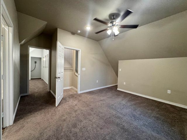 305 MAPLE AVE, Gladewater, TX 75647