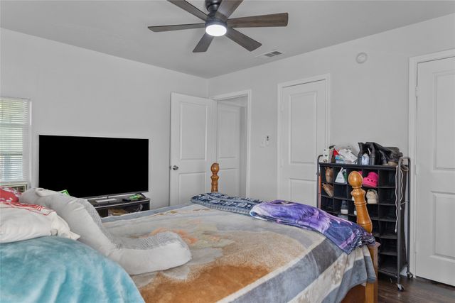 3000 Pate Drive, Fort Worth, TX 76105