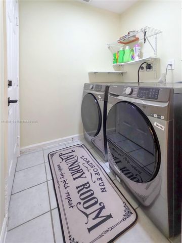 705 SE 22nd Ln, Homestead, FL 33033