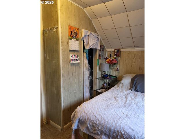 634 E MAIN St, Sheridan, OR 97378