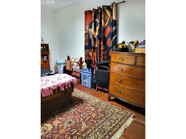 634 E MAIN St, Sheridan, OR 97378