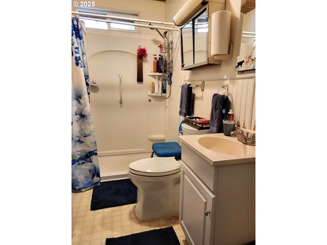 634 E MAIN St, Sheridan, OR 97378