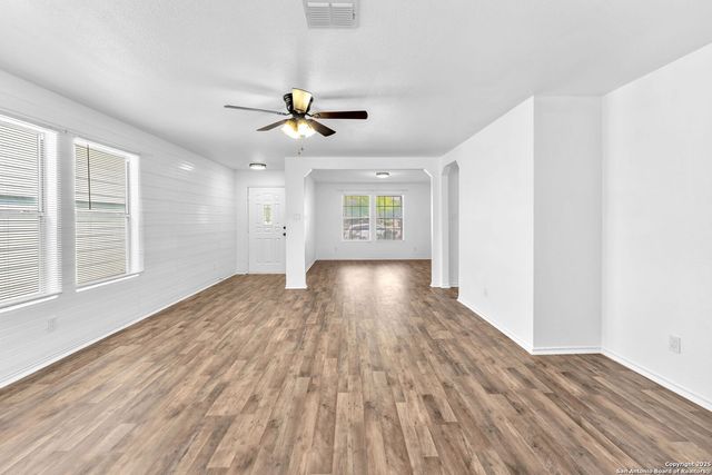 121 Willow Bluff, Cibolo, TX 78108