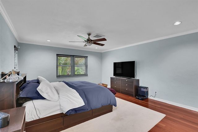 3999 NE 15th Avenue, Oakland Park, FL 33334